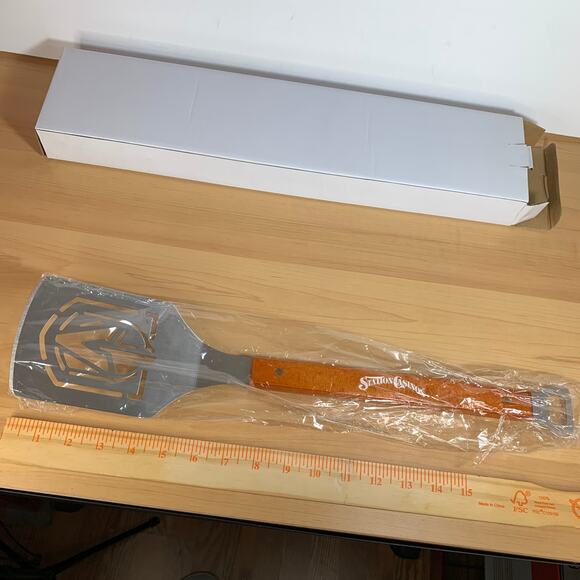 Station Casinos Kitchen Grill Spatula - Picture 3 of 8